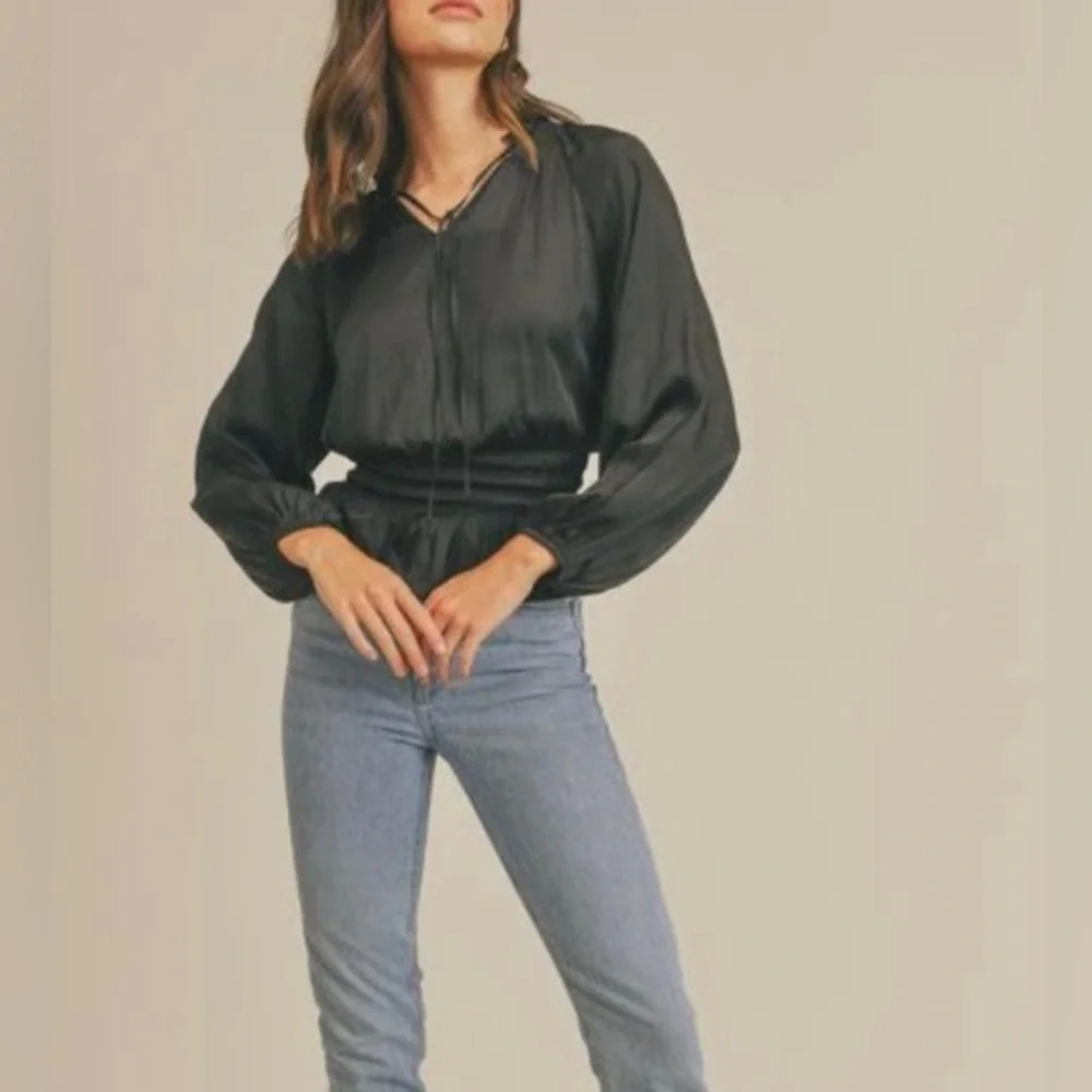 Anthropologie DECKER Satin Long Sleeve Pleated Draped TOP BLOUSE Black Size M